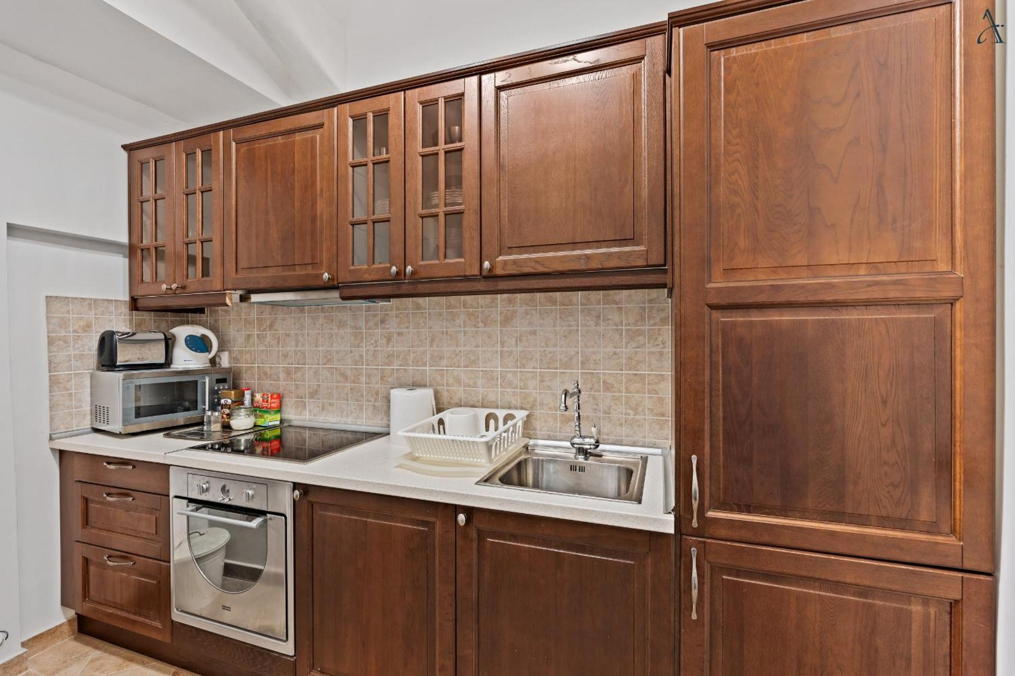 2 Bdr In Old Town Apartament